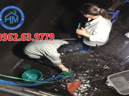 Thau rửa bể nước ngầm tại Tây Hồ