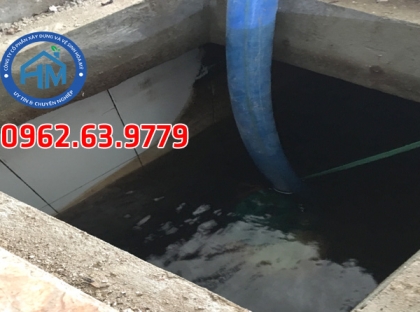 Thau rửa bể nước ngầm tại Đống Đa