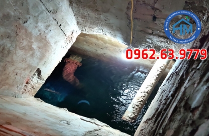 Thau rửa bể nước ngầm trường học