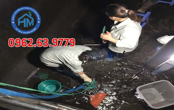 vệ sinh bể nước ngầm tòa nhà chung cư